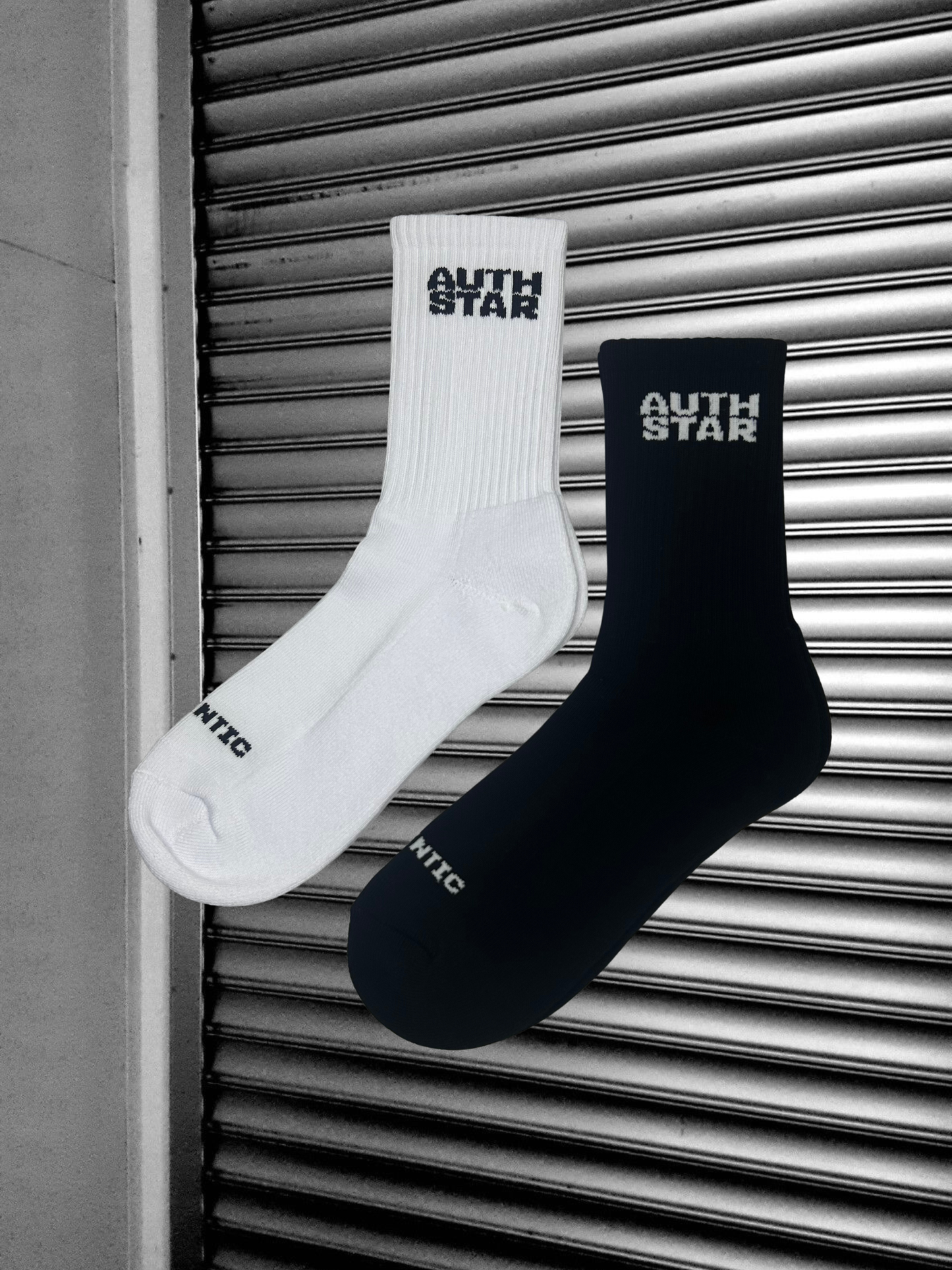 AUTHENTIC SOCKS